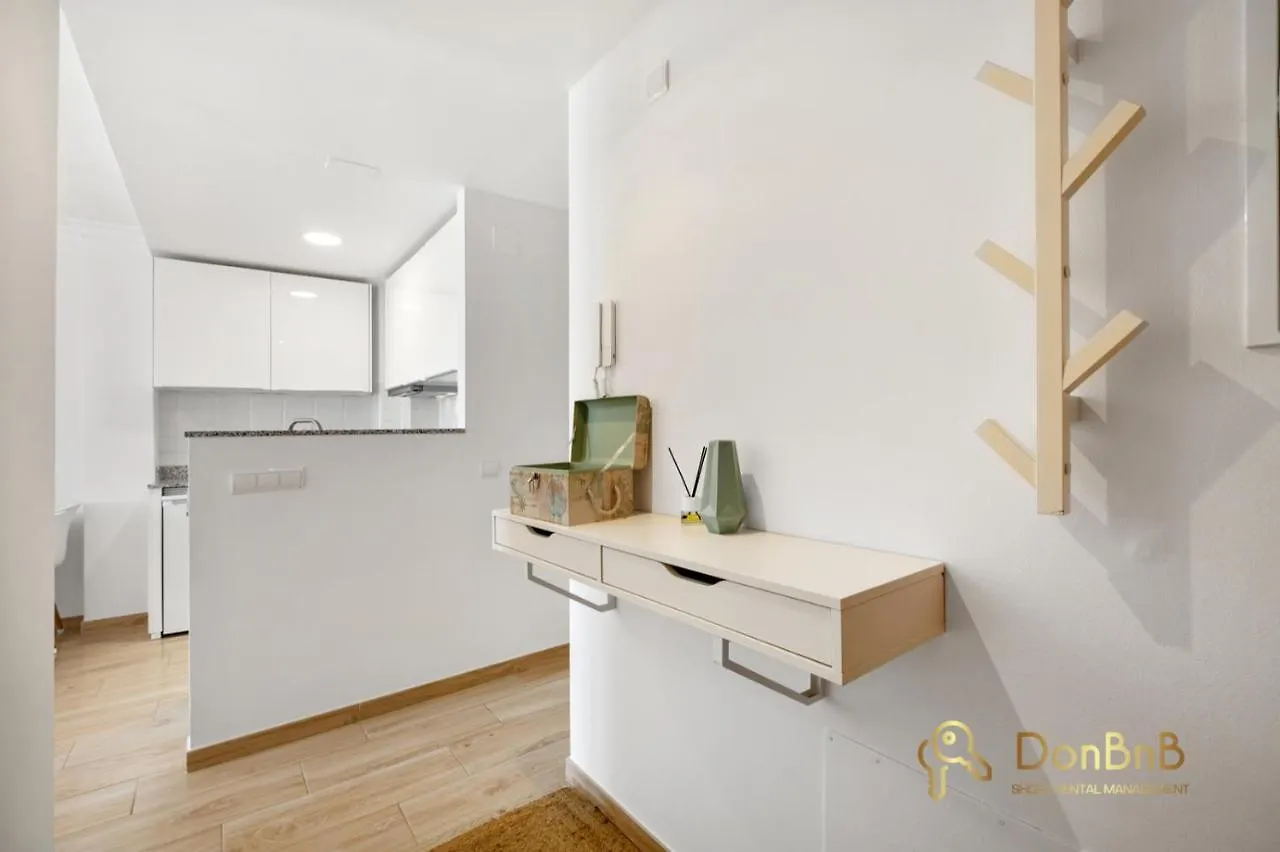 Cozy Apartment With Sea View And Private Parking In Fuengirola