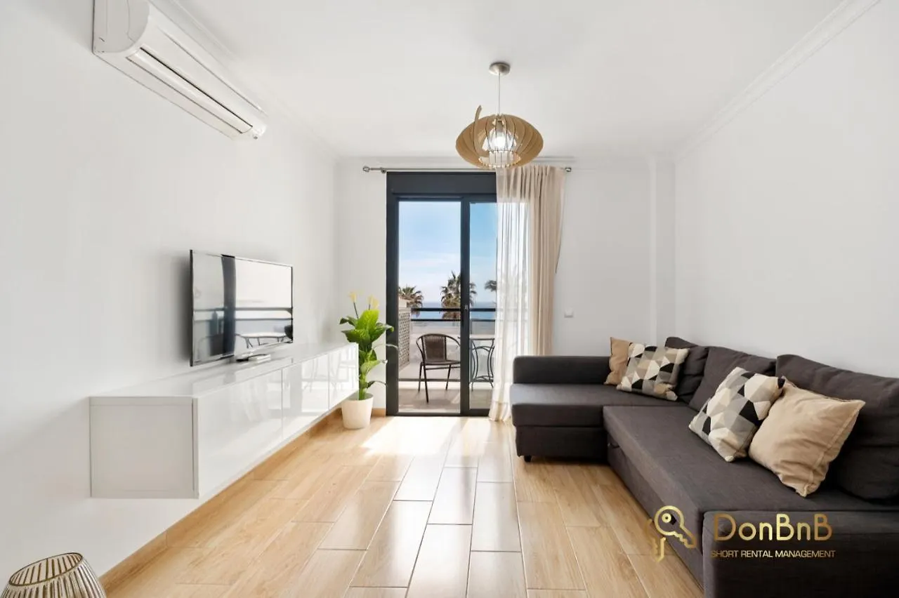 Cozy Apartment With Sea View And Private Parking In Fuengirola